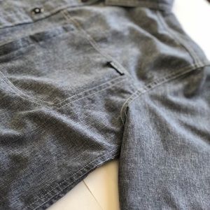 Men’s short sleeve shirt